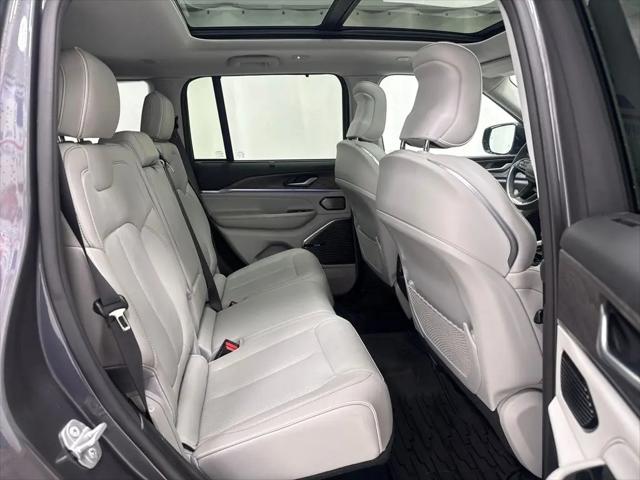 2022 Jeep Grand Cherokee Overland 4x4