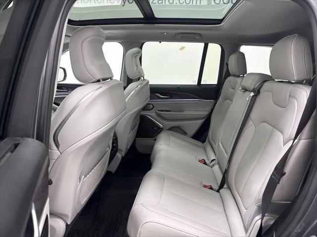 2022 Jeep Grand Cherokee Overland 4x4