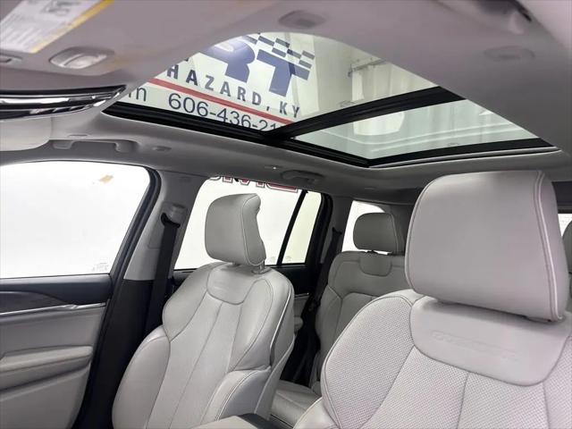 2022 Jeep Grand Cherokee Overland 4x4