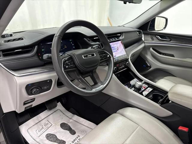 2022 Jeep Grand Cherokee Overland 4x4