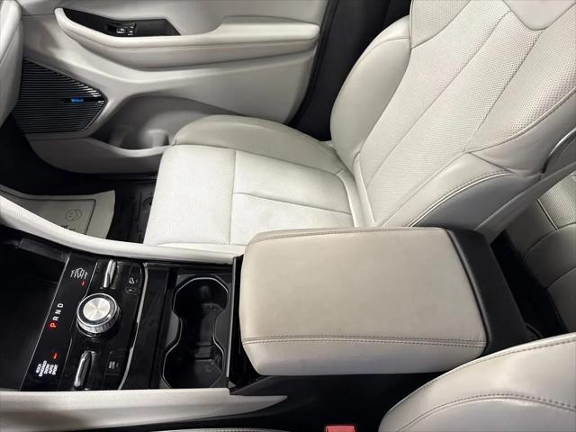 2022 Jeep Grand Cherokee Overland 4x4