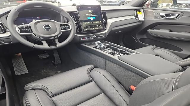 2026 Volvo XC60 B5 Ultra Black Edition