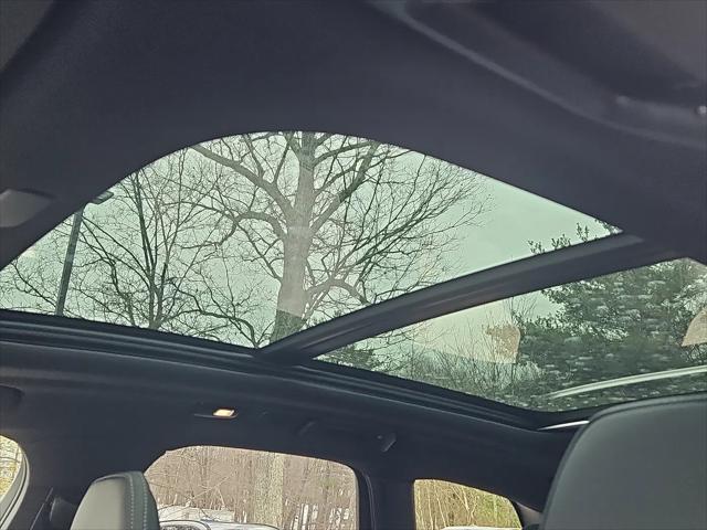 2026 Volvo XC60 B5 Ultra Black Edition