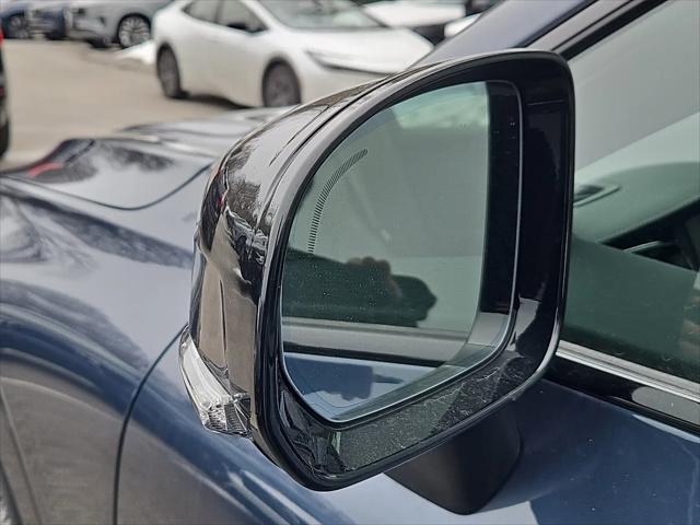2026 Volvo XC60 B5 Ultra Black Edition