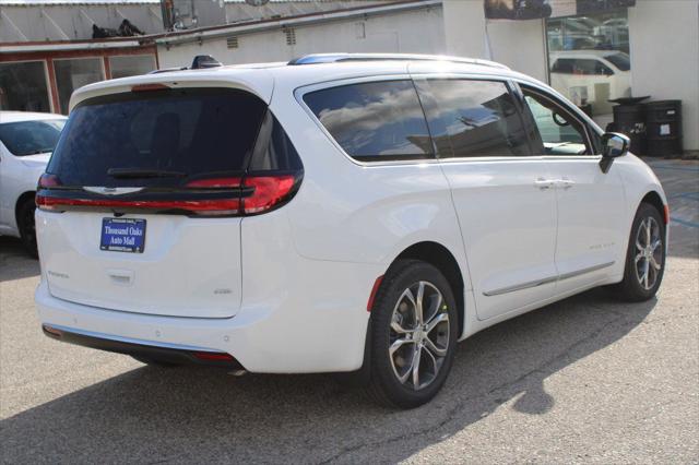 2026 Chrysler Pacifica Pinnacle AWD