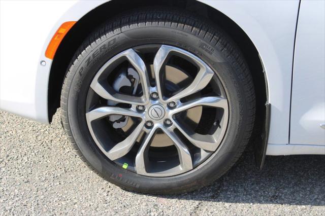 2026 Chrysler Pacifica Pinnacle AWD