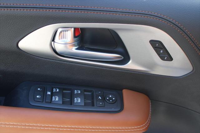 2026 Chrysler Pacifica Pinnacle AWD
