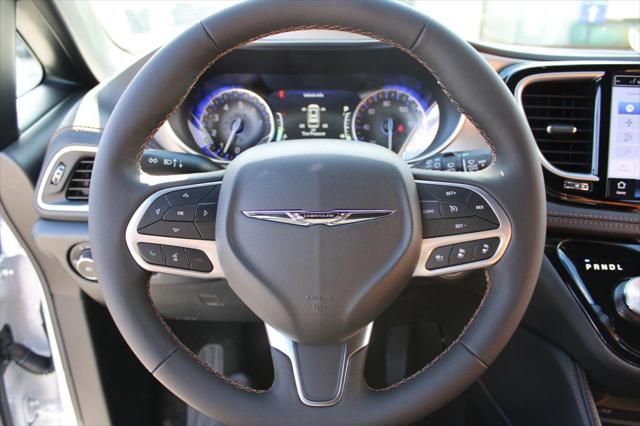 2026 Chrysler Pacifica Pinnacle AWD