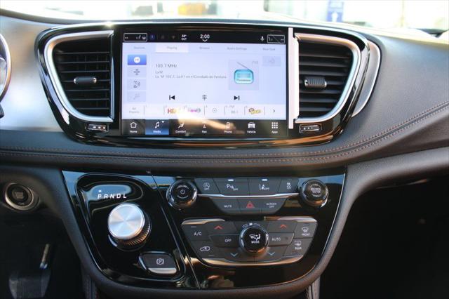 2026 Chrysler Pacifica Pinnacle AWD