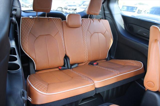 2026 Chrysler Pacifica Pinnacle AWD