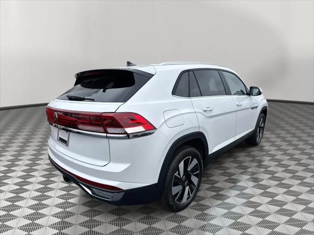 2026 Volkswagen Atlas Cross Sport SE with Technology