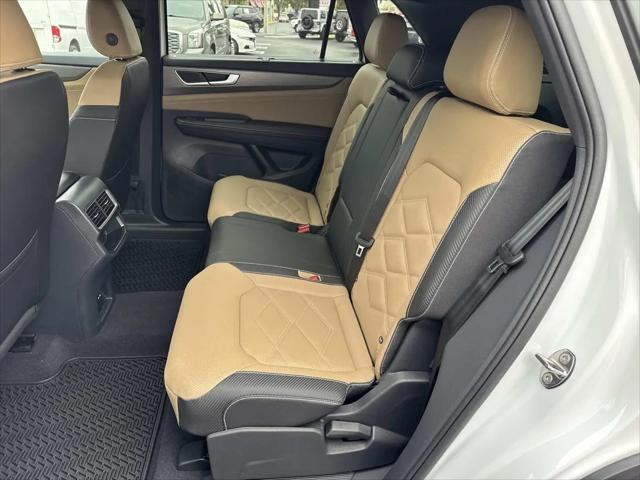2026 Volkswagen Atlas Cross Sport SE with Technology