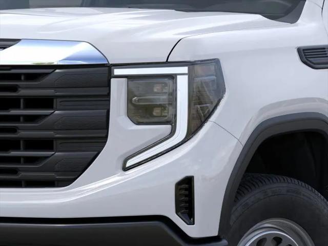 2026 GMC Sierra 1500 Crew Cab, Short Bed, Pro, 4WD