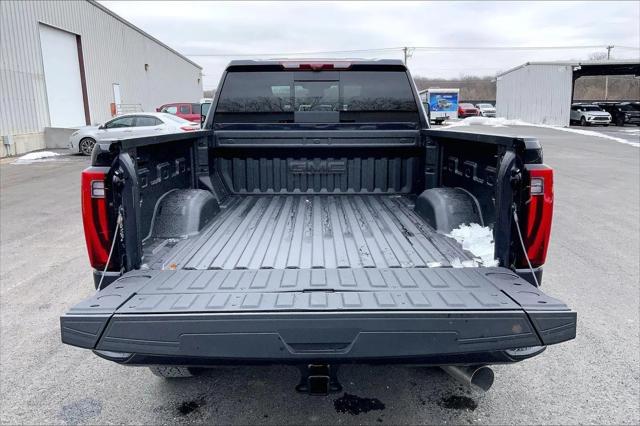 2026 GMC Sierra 2500HD Crew Cab, Standard Bed, Denali Ultimate, 4WD