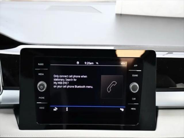 2026 Volkswagen Taos SE