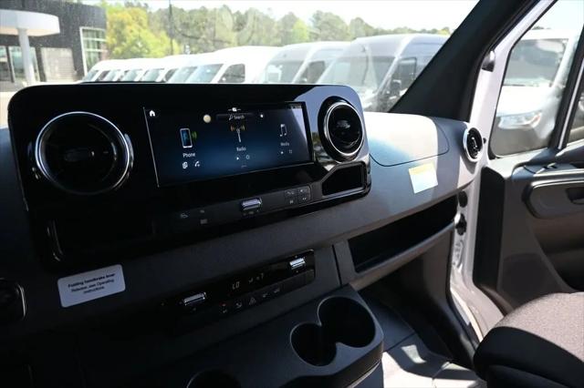 2026 Mercedes-Benz Sprinter 4500 High Roof 4-Cyl Diesel HO