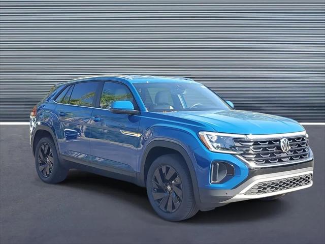 2026 Volkswagen Atlas Cross Sport SE with Technology