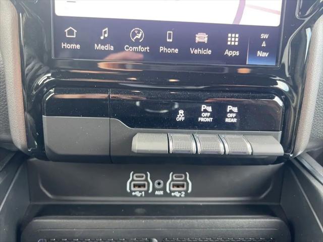 2026 Ram 1500 Big Horn Crew Cab 4x4 5'7" Box
