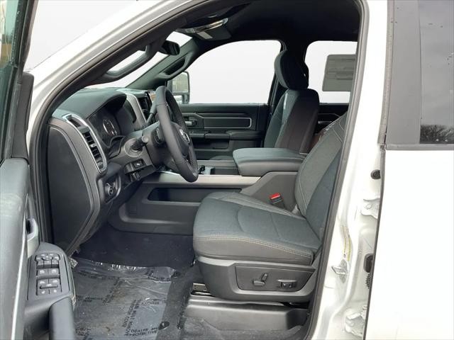 2026 Ram 3500 Big Horn Crew Cab 4x4 6'4" Box