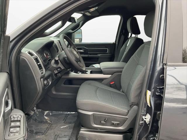 2026 Ram 3500 Big Horn Crew Cab 4x4 6'4" Box