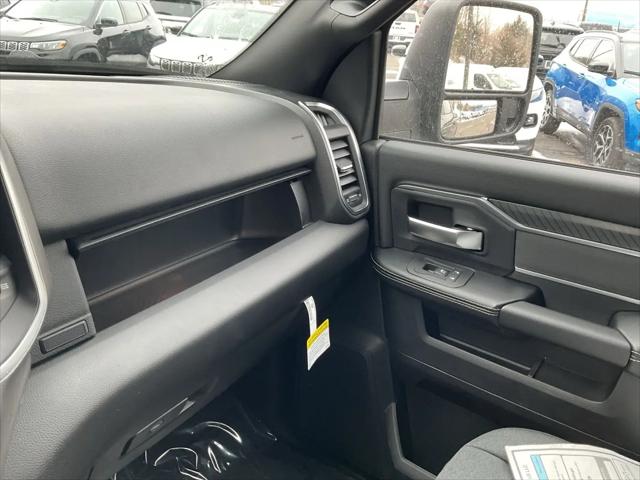 2026 Ram 3500 Big Horn Crew Cab 4x4 6'4" Box