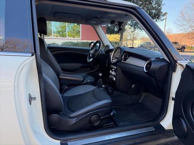 2010 MINI Cooper Cooper