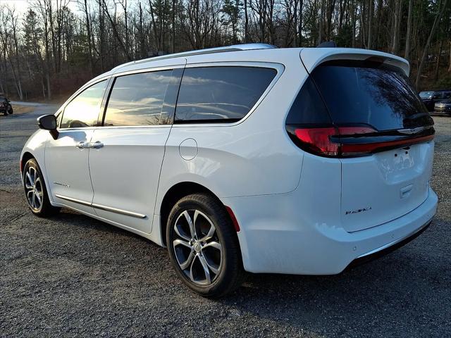 2026 Chrysler Pacifica Pinnacle AWD