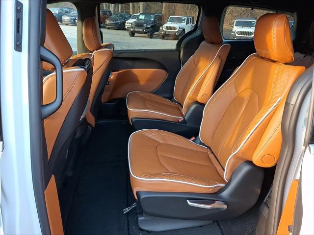 2026 Chrysler Pacifica Pinnacle AWD