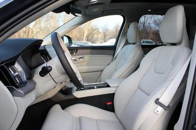 2026 Volvo XC90 Plug-In Hybrid Ultra, T8 AWD, Electric/Gasoline, Bright, 7 Seats