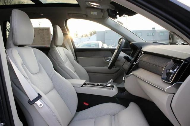 2026 Volvo XC90 Plug-In Hybrid Ultra, T8 AWD, Electric/Gasoline, Bright, 7 Seats