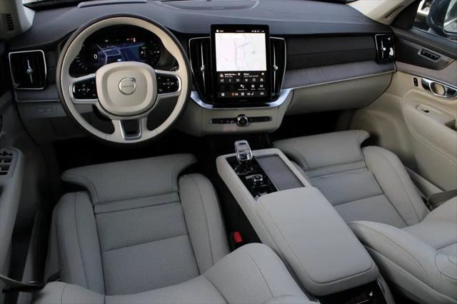 2026 Volvo XC90 Plug-In Hybrid Ultra, T8 AWD, Electric/Gasoline, Bright, 7 Seats