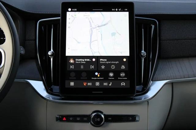 2026 Volvo XC90 Plug-In Hybrid Ultra, T8 AWD, Electric/Gasoline, Bright, 7 Seats