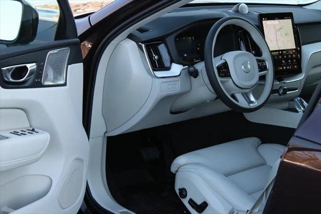 2026 Volvo XC60 Plug-In Hybrid Ultra, T8 AWD Electric/Gasoline, Dark