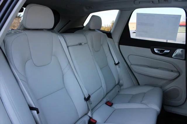 2026 Volvo XC60 Plug-In Hybrid Ultra, T8 AWD Electric/Gasoline, Dark