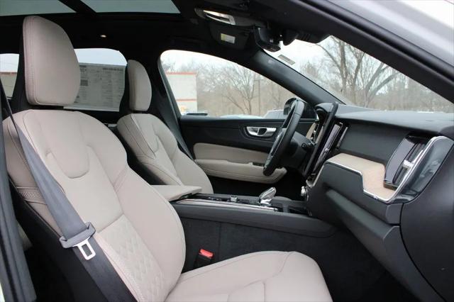 2026 Volvo XC60 B5 Plus