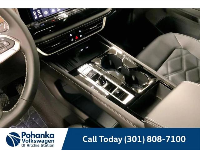 2026 Volkswagen Atlas SE with Technology