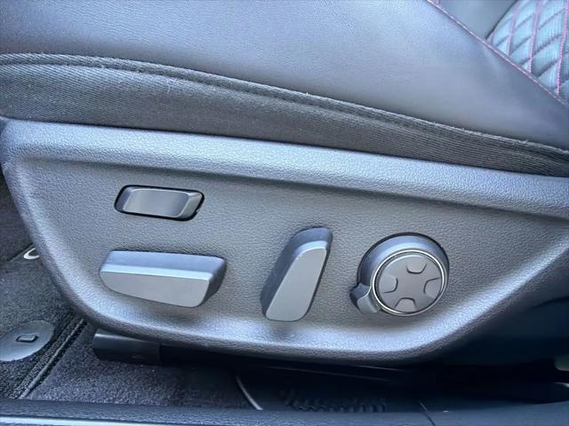 2025 Genesis G70 3.3T RWD Sport Advanced