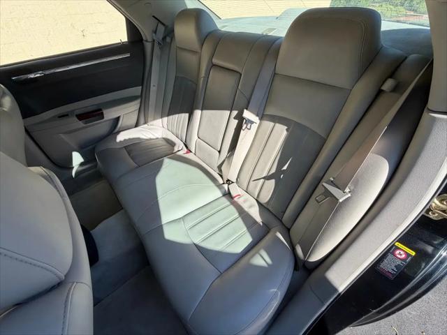2005 Chrysler 300 C