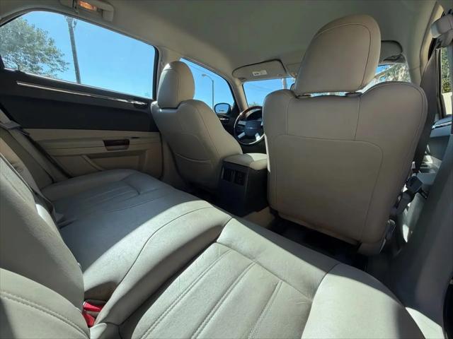 2005 Chrysler 300 C