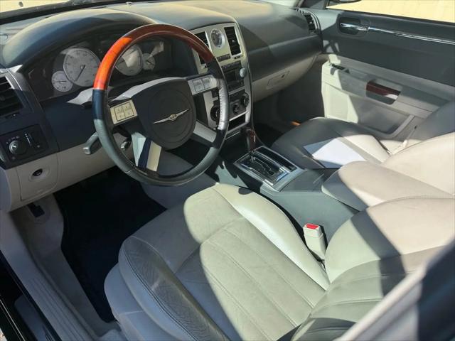 2005 Chrysler 300 C
