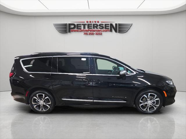 2026 Chrysler Pacifica Pinnacle AWD