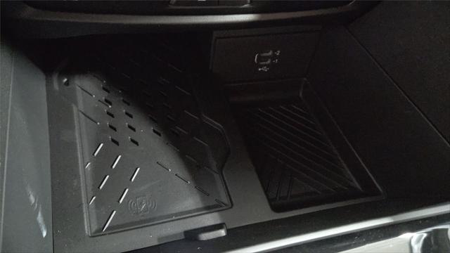 2026 Chrysler Pacifica Pinnacle AWD