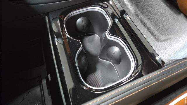 2026 Chrysler Pacifica Pinnacle AWD