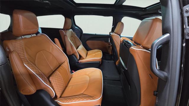 2026 Chrysler Pacifica Pinnacle AWD
