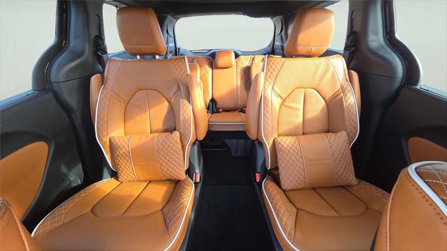 2026 Chrysler Pacifica Pinnacle AWD
