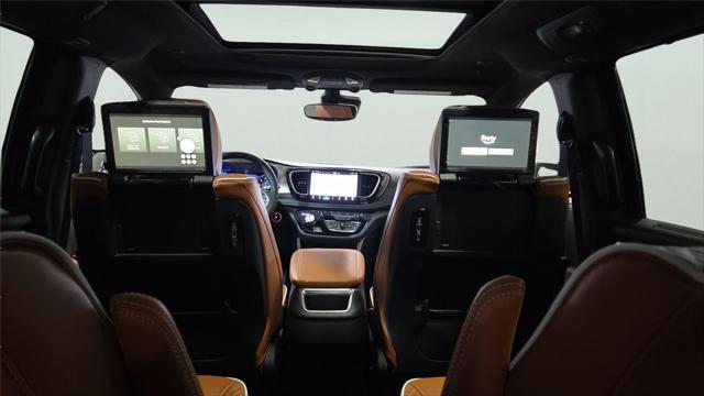 2026 Chrysler Pacifica Pinnacle AWD