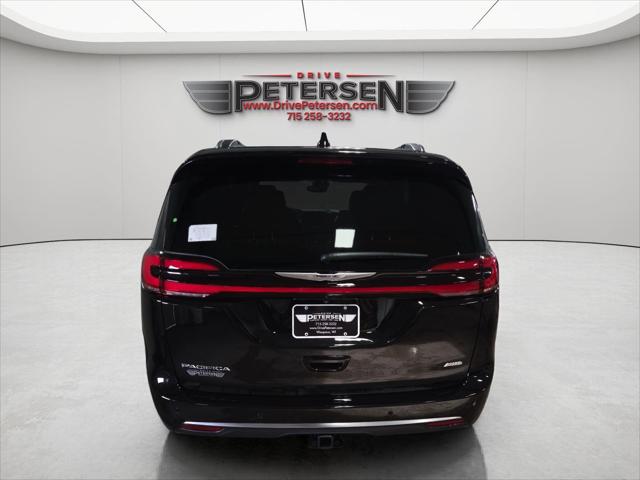 2026 Chrysler Pacifica Pinnacle AWD