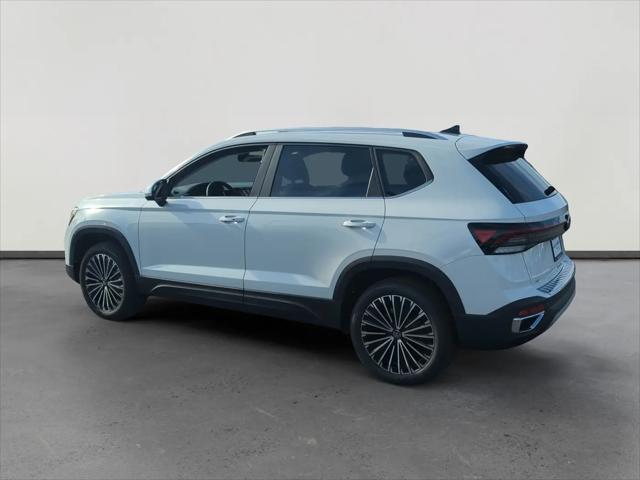 2026 Volkswagen Taos SE