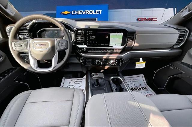 2026 GMC Sierra 1500 Crew Cab, Short Bed, SLT, 4WD