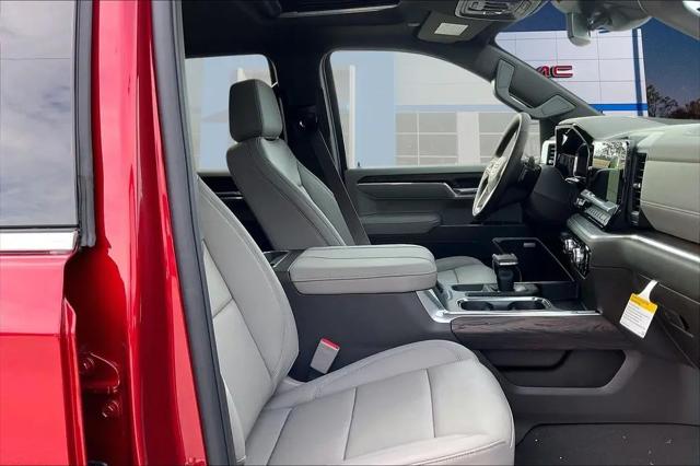 2026 GMC Sierra 1500 Crew Cab, Short Bed, SLT, 4WD